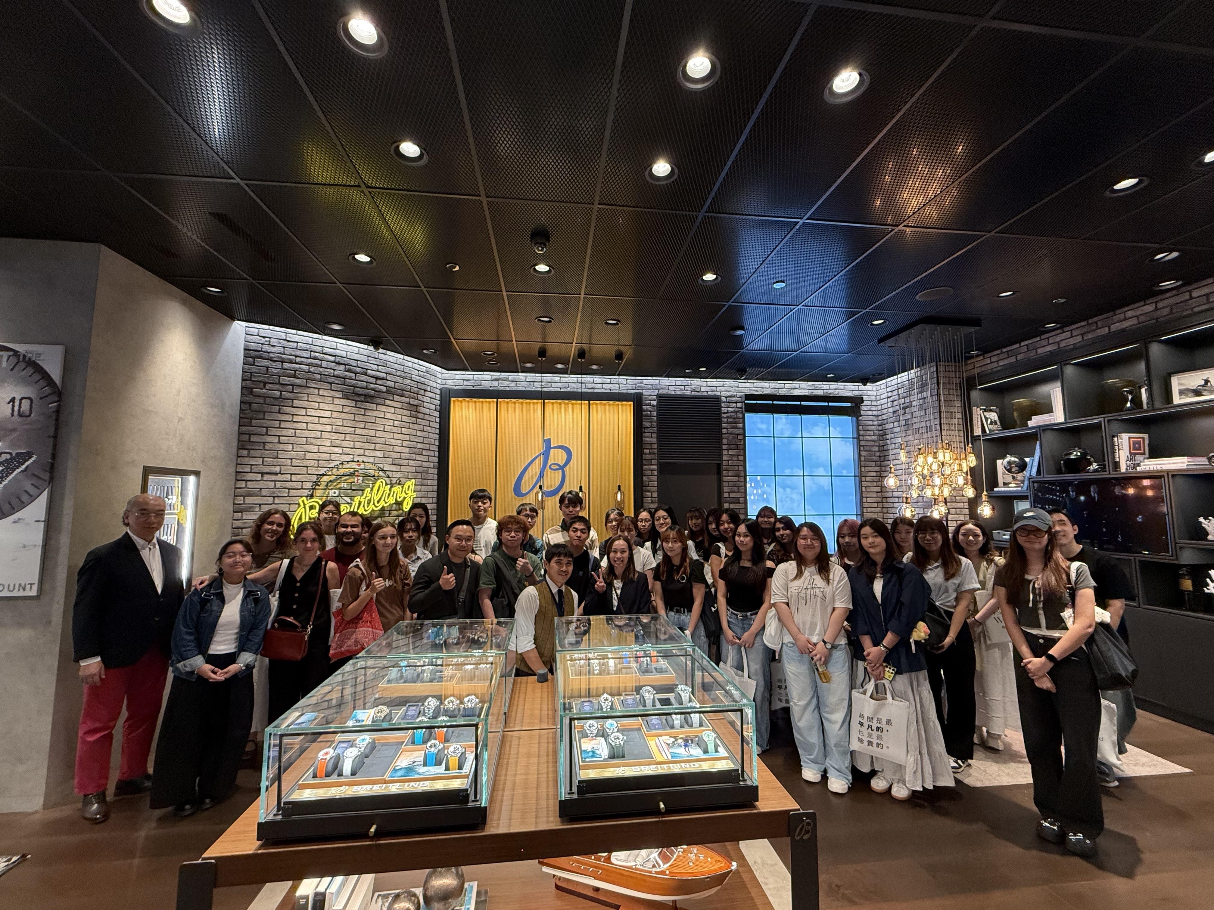 东方表行 x 香港浸会大学外展课堂