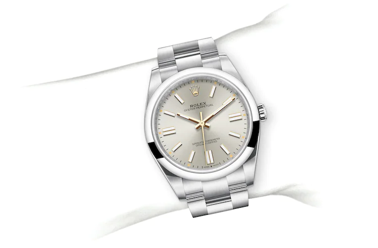Rolex M124300-0001 assets_on_wrist 勞力士手腕 oyster-perpetual